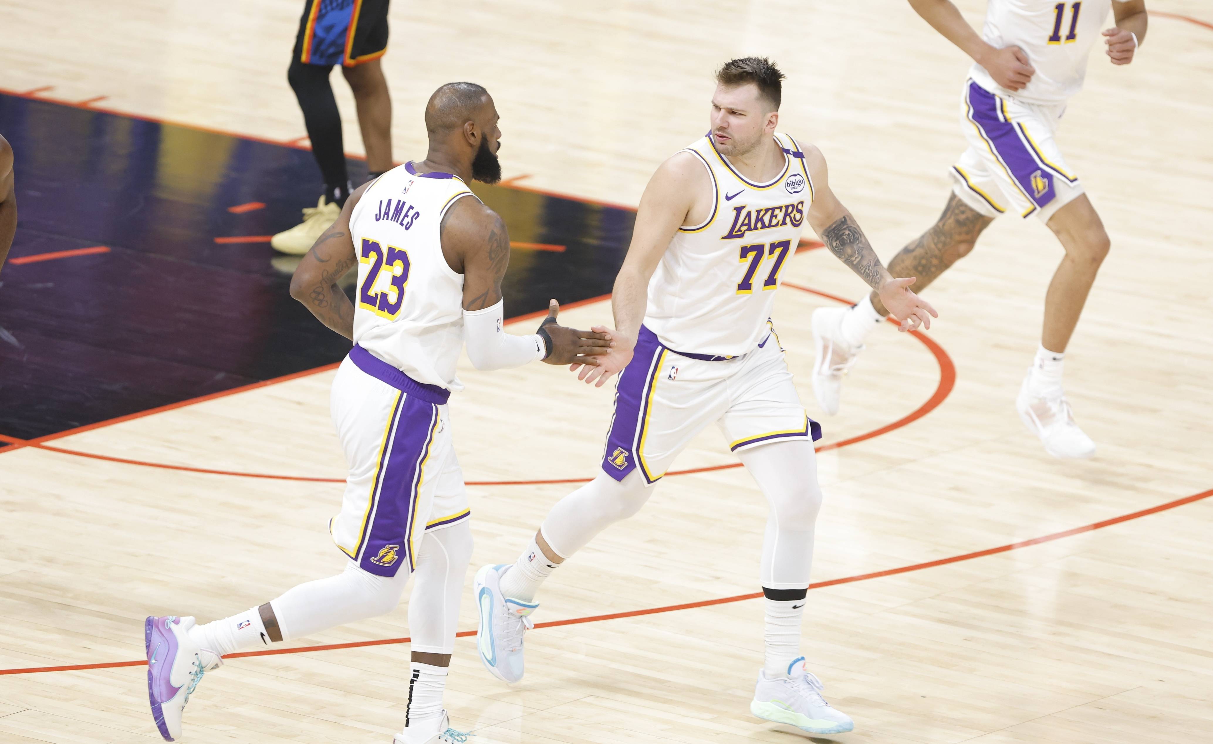 爱游戏官网-包含湖人球员公开质疑裁判判罚尺度,引争议,密码两个影响最大.的词条